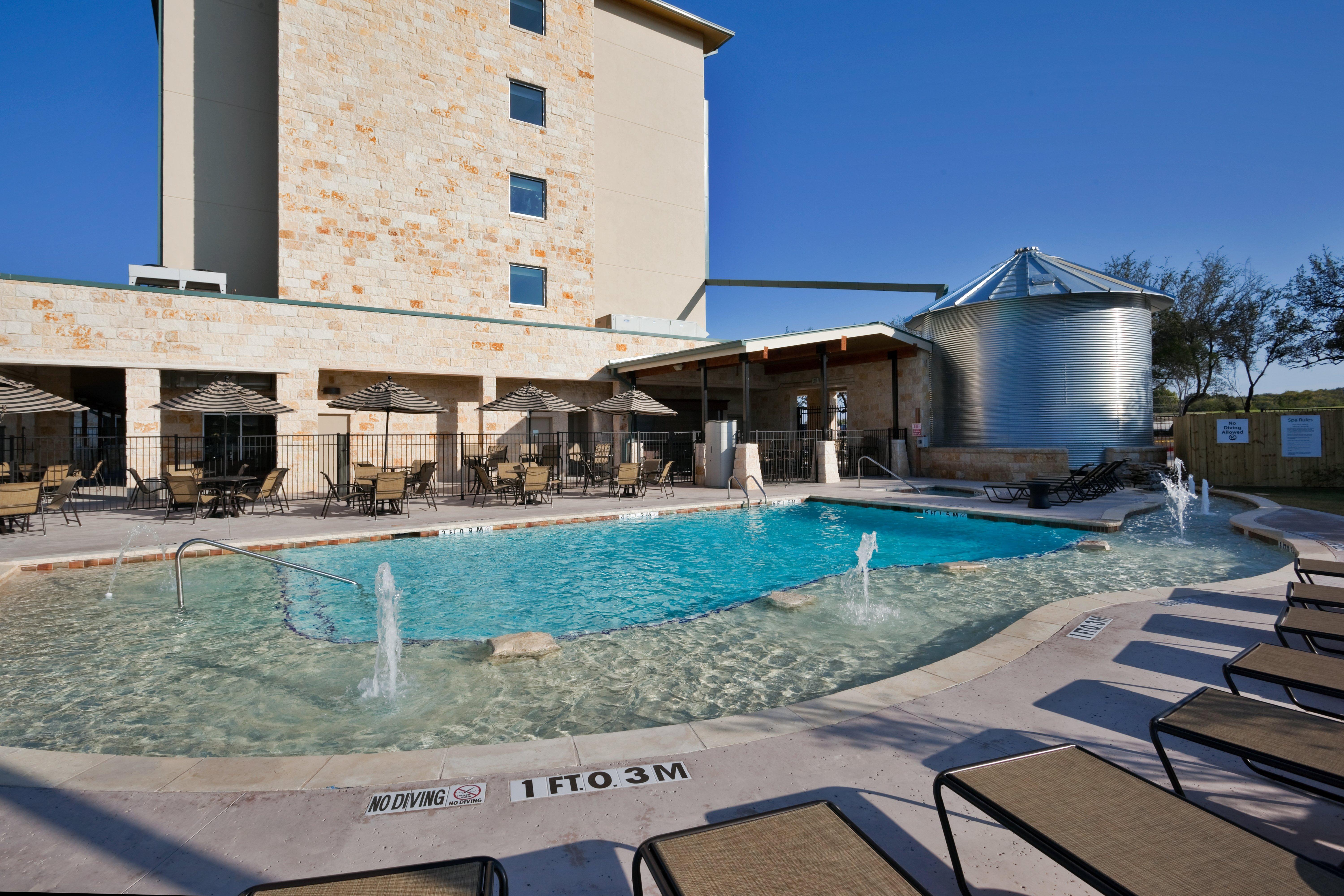 Holiday Inn San Antonio Northwest- Seaworld Area By Ihg Eksteriør billede